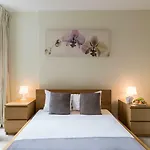 Apartment Antonine Heights